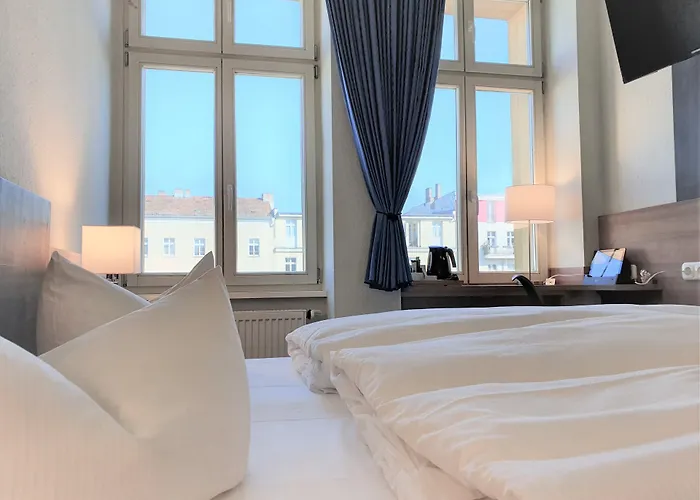 Hotel Melarose Feng Shui 3*