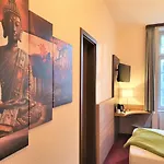 Melarose Feng Shui Hotell 3*