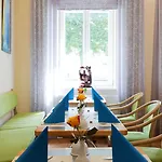 Melarose Feng Shui 3*