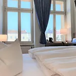 Hotell Melarose Feng Shui 3*