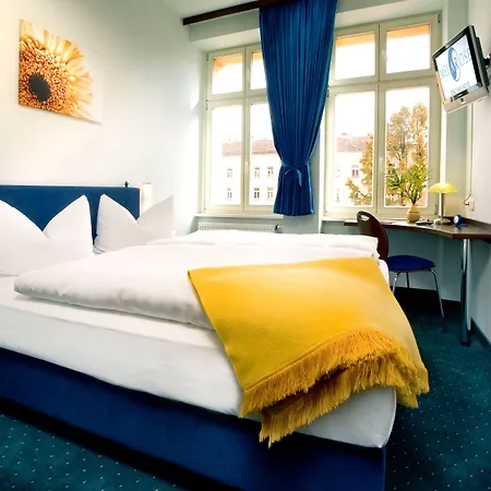 Melarose Feng Shui Hotel 3*