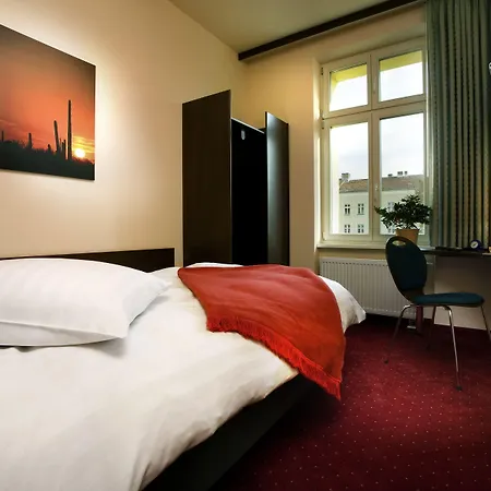 Hotel Melarose Feng Shui 3*