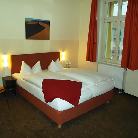 Melarose Feng Shui Hotel 3*