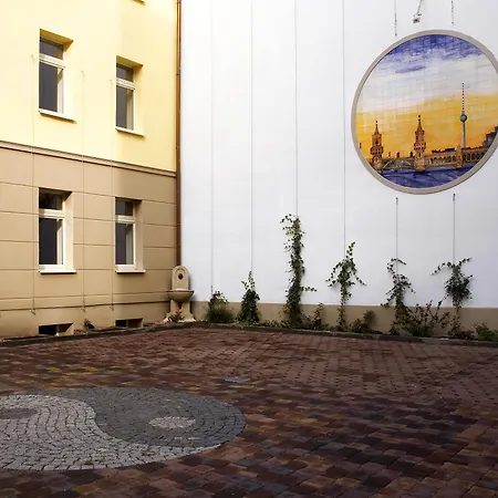 Melarose Feng Shui Szálloda