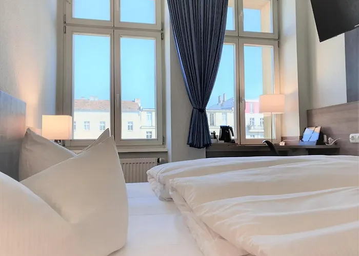 Hotel Melarose Feng Shui 3*